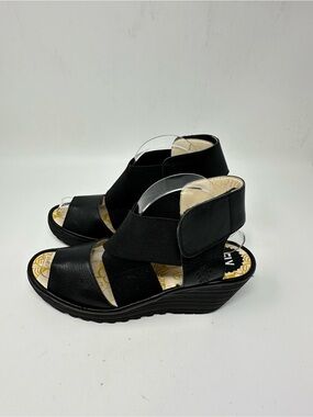 Fly London Yuba Black Leather/Stretch Elastic Sandals Size 39
